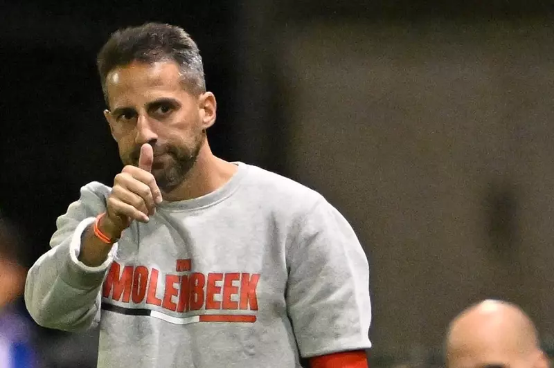 فيريرا يصل القاهرة: المحطة الأخيرة قبل الإعلان الرسمي عن توليه تدريب الزمالك