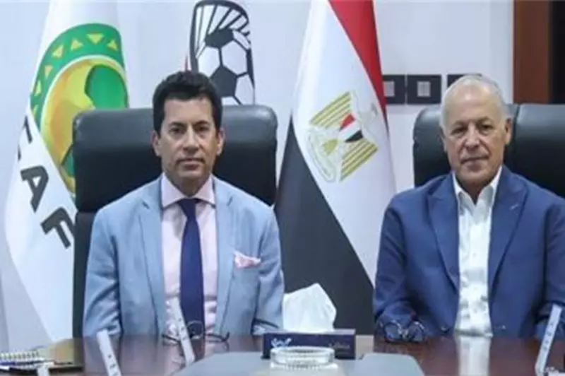 اتفاق بين أبو ريدة وصبحي على إنشاء 6 مراكز لاكتشاف الموهوبين