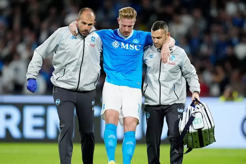 تكللت بالنجاح.. نابولي يعلن خضوع دي بروين لعملية جراحية