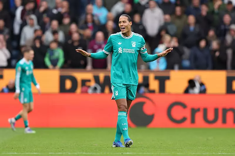 فان دايك: نشعر بخيبة أمل.. ومسيرتنا أصبحت صعبة في الموسم الحالي