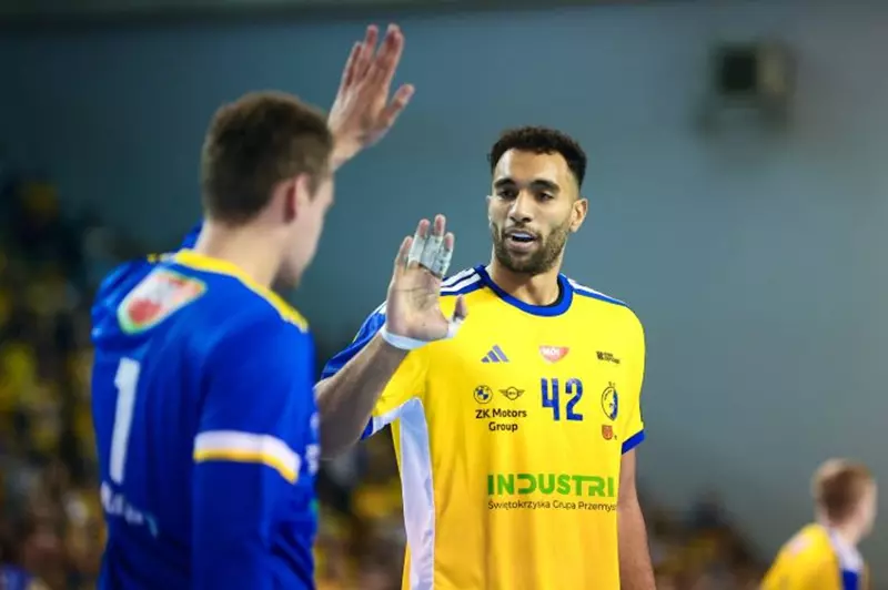 كرة يد.. قداح يقود كيلسي للفوز.. وخسارة فيزبريم وباريس بمشاركة مصرية في دوري الأبطال