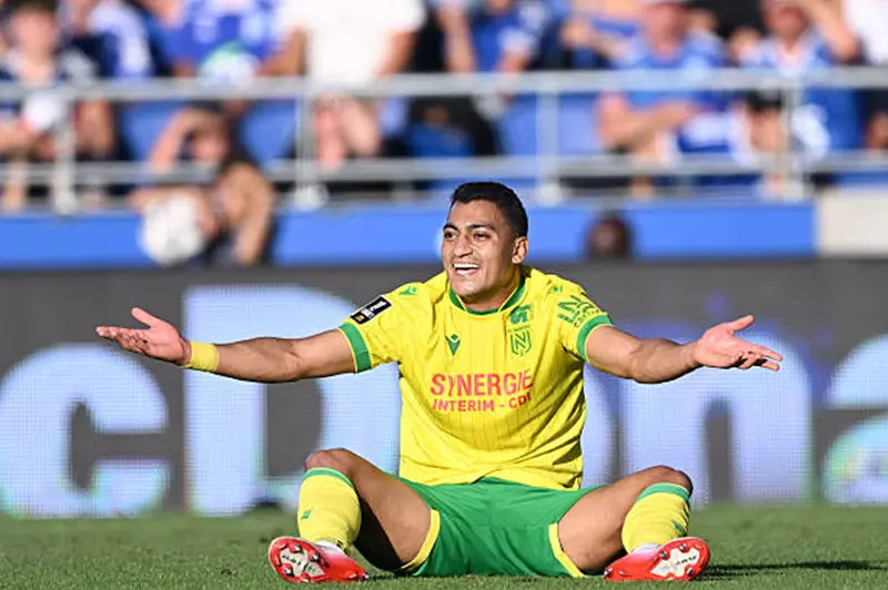 يسجل بمعدل 10 أضعاف.. العربي يهدد مصطفى محمد في نانت